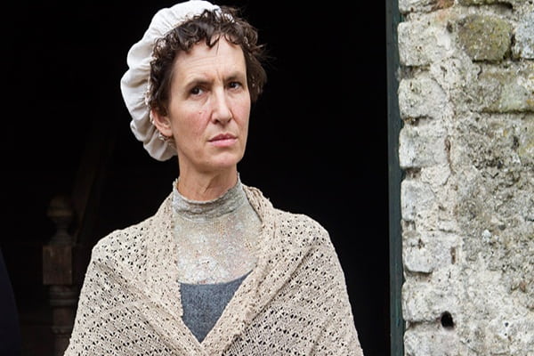 How Lesley Vickerage's Acting Career Fuels Her Coaching Success